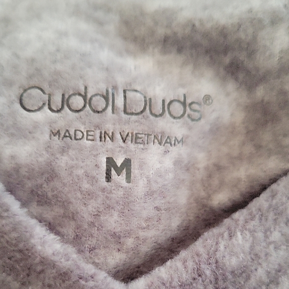 Gray V-Neck Shirt with Pocket - Picture 3 of 6